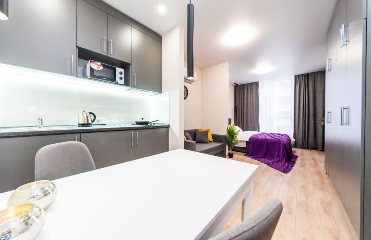 Шикарные Апартаменты, Ревудского 40В, 3 Мин Пешком М Харьковская Kiew Exterior foto