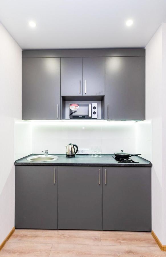 Шикарные Апартаменты, Ревудского 40В, 3 Мин Пешком М Харьковская Kiew Exterior foto